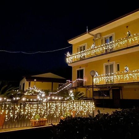 B&B L'Abbraccio Casola di Napoli Esterno foto