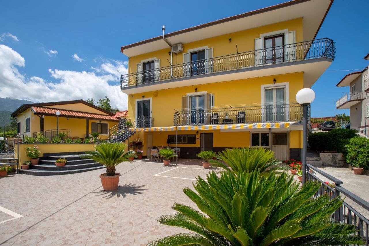 B&B L'Abbraccio Casola di Napoli Esterno foto